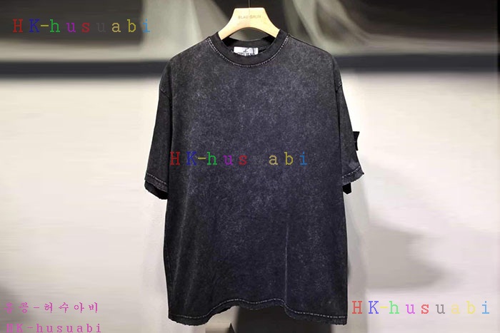 NEW 스톤 아일랜드 반팔티 신상 ST 472552