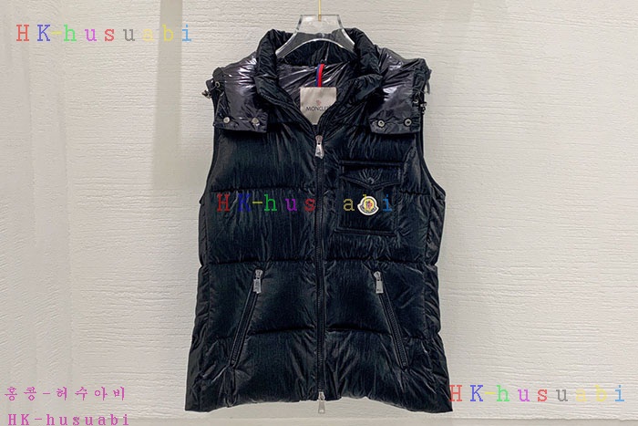 NEW 몽클레어 패딩조끼 신상 M 2528223
