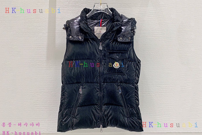 NEW 몽클레어 패딩조끼 신상 M 2528223