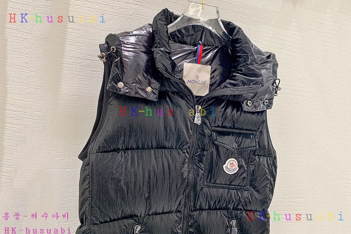 NEW 몽클레어 패딩조끼 신상 M 2528223