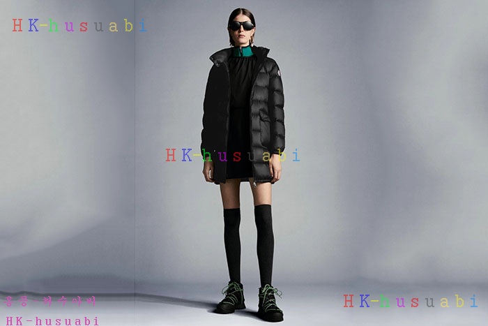 NEW 몽클레어 패딩 신상 M 2528236