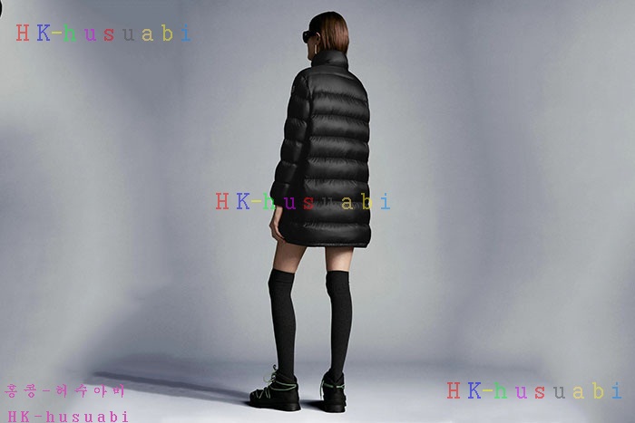 NEW 몽클레어 패딩 신상 M 2528236