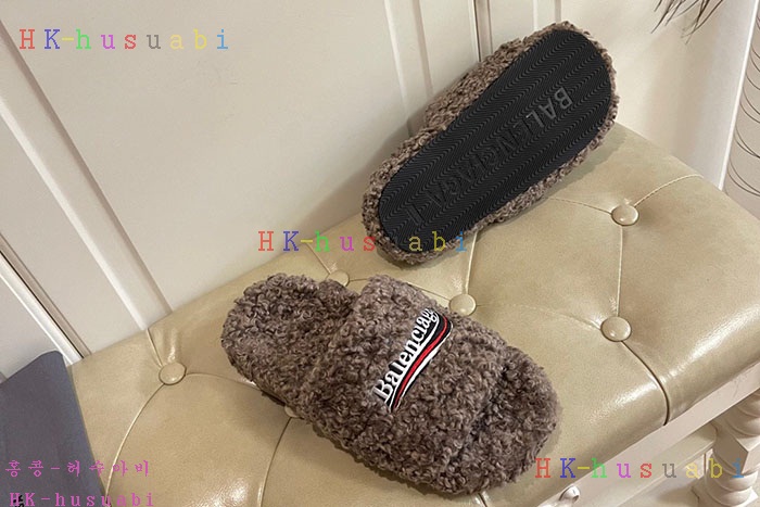 NEW 발렌시아가 신발 신상 B 5747230