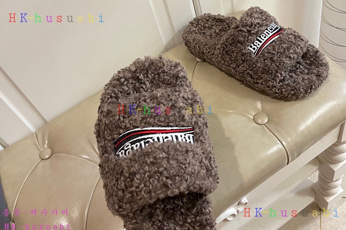 NEW 발렌시아가 신발 신상 B 5747230