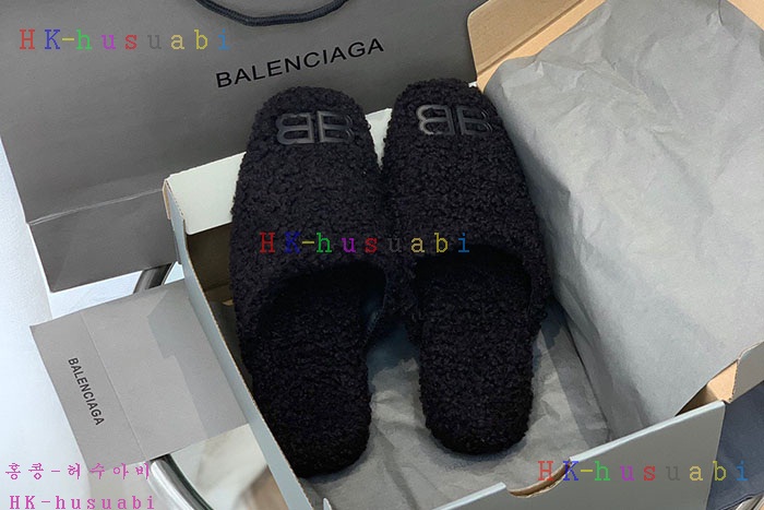 NEW 발렌시아가 신발 신상 B 558258