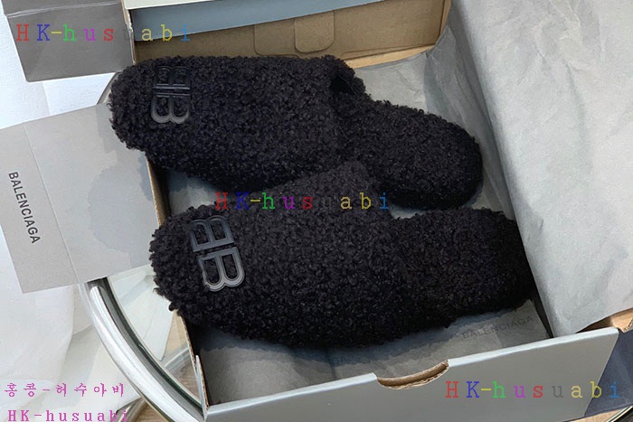 NEW 발렌시아가 신발 신상 B 558258