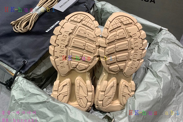 NEW 발렌시아가 신발 신상 B 553400