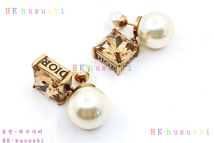 NEW 디올 귀걸이 신상 DR 4100410