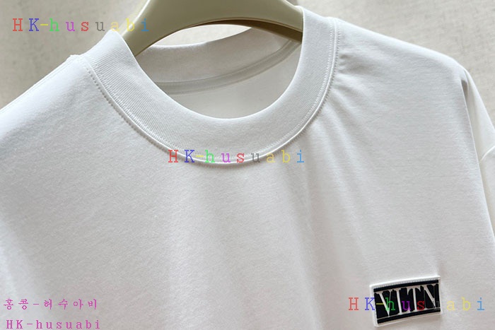 NEW 발렌티노 반팔티 신상 V 5524114