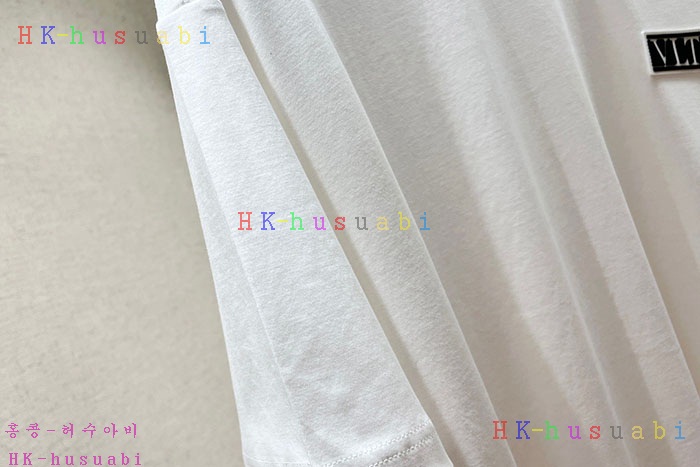 NEW 발렌티노 반팔티 신상 V 5524114