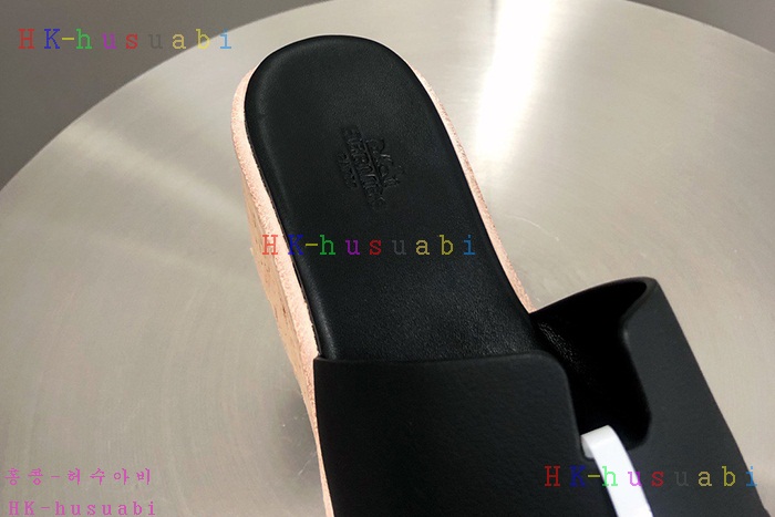 NEW 에르메스 샌들 신상  H 846001