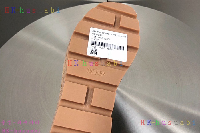 NEW 에르메스 샌들 신상  H 846001