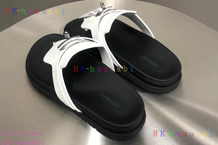 NEW 에르메스 샌들 신상  H 847004