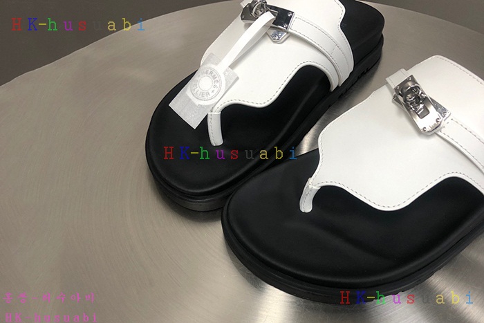 NEW 에르메스 샌들 신상  H 847004