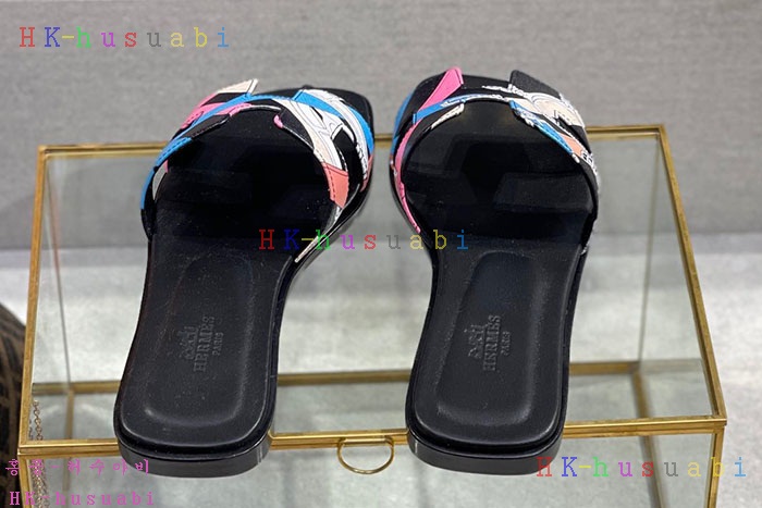 NEW 에르메스 신발 신상  H 5528413