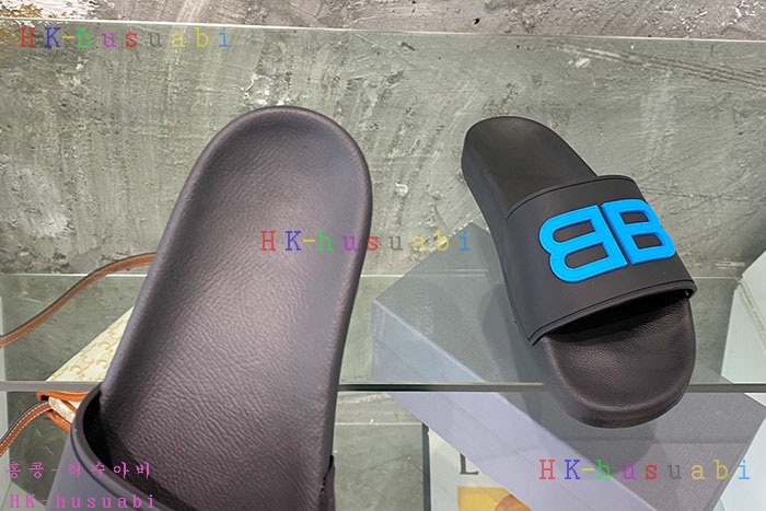 NEW  발렌시아가 신발 신상 B 1143302