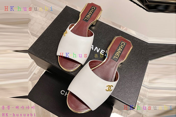NEW 샤넬 슬리퍼 신상 C 536601