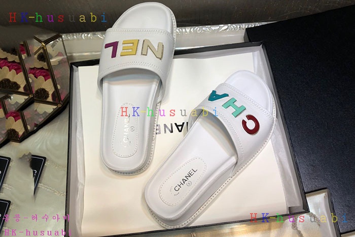 NEW 샤넬 슬리퍼 신상 C 530014