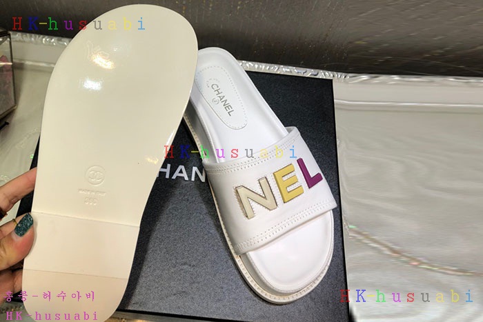 NEW 샤넬 슬리퍼 신상 C 530014
