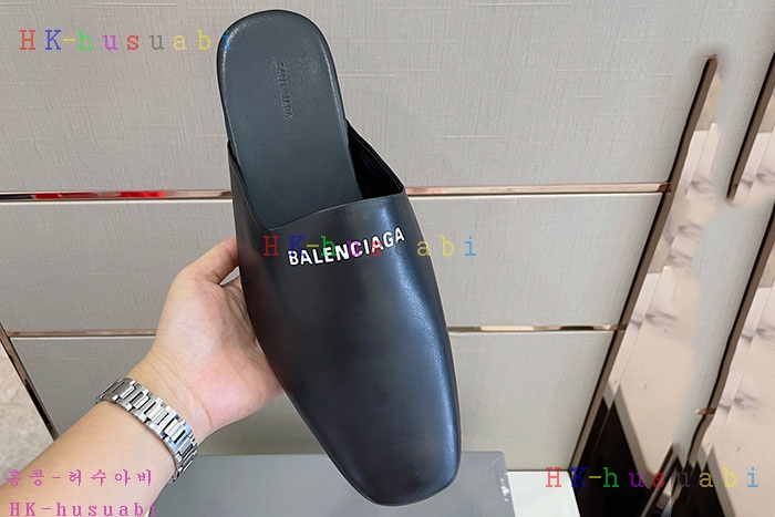 NEW 발렌시아가 신발 신상 B 663040