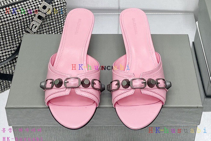 NEW 발렌시아가 샌들 신상 B 662602