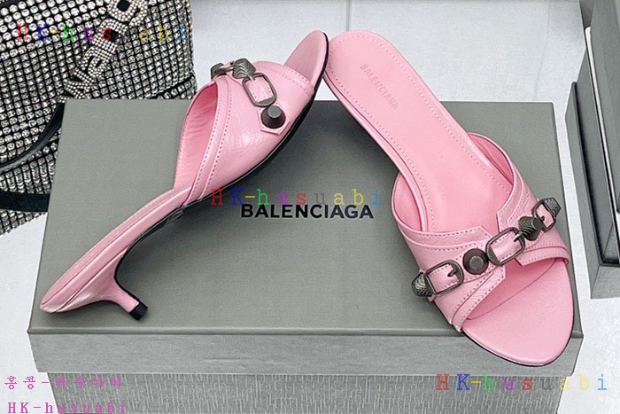 NEW 발렌시아가 샌들 신상 B 662602