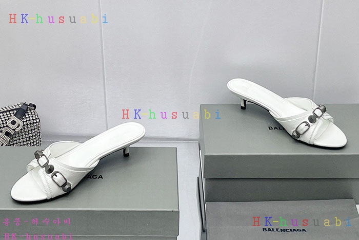 NEW 발렌시아가 샌들 신상 B 662603