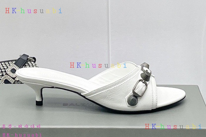 NEW 발렌시아가 샌들 신상 B 662603