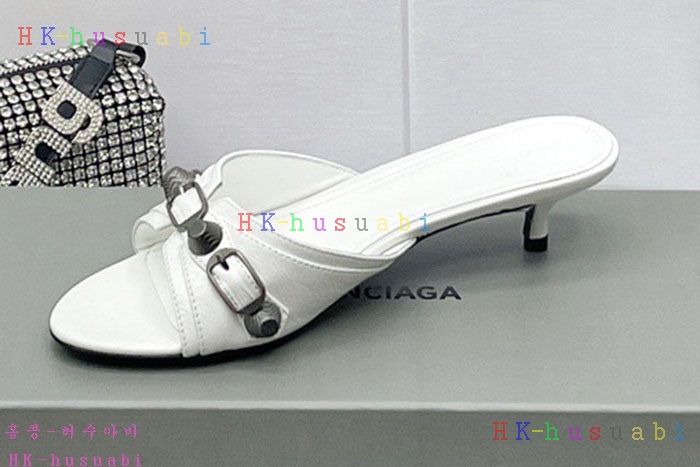 NEW 발렌시아가 샌들 신상 B 662603
