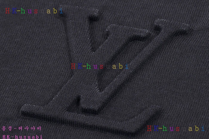 NEW 루이비통 반팔티 신상 LV 152402