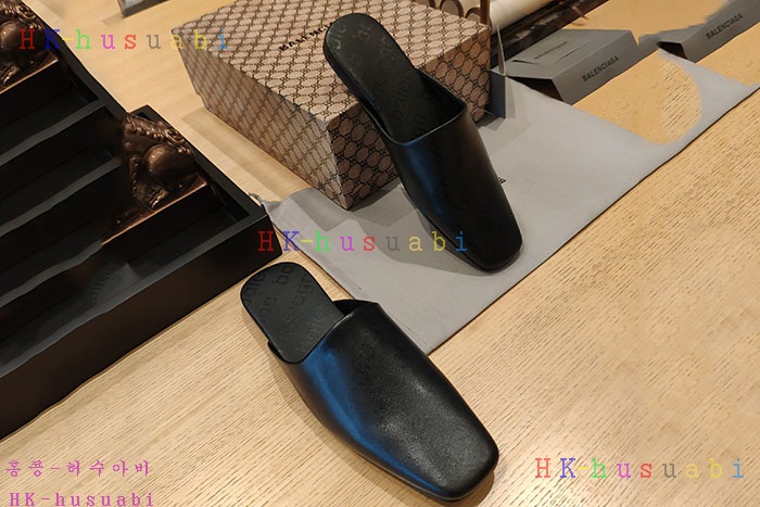 NEW 발렌시아가 신발 신상 B 995330