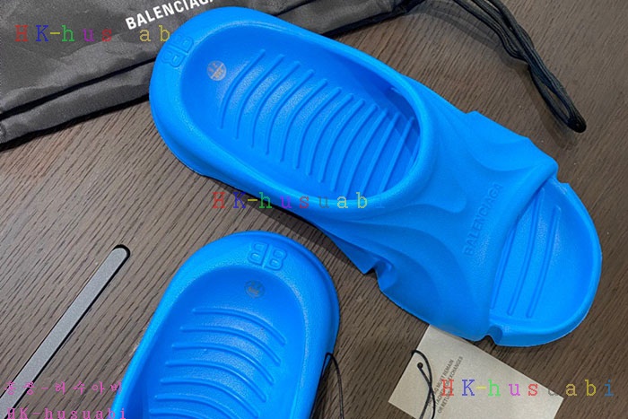 NEW 발렌시아가 샌들 신상 B 552401