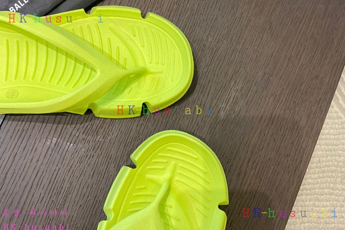 NEW 발렌시아가 샌들 신상 B 552503
