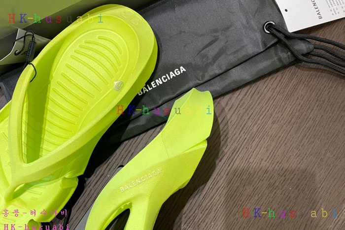NEW 발렌시아가 샌들 신상 B 552503