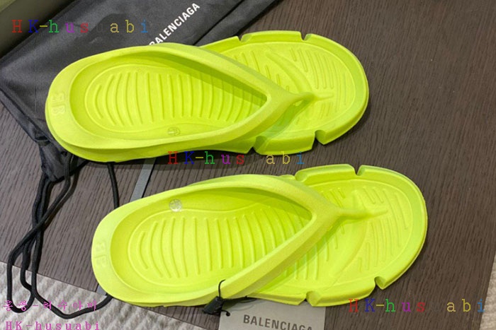 NEW 발렌시아가 샌들 신상 B 552503