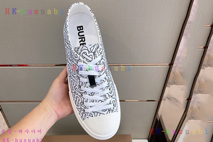NEW 버버리 신발 신상 B 8333301
