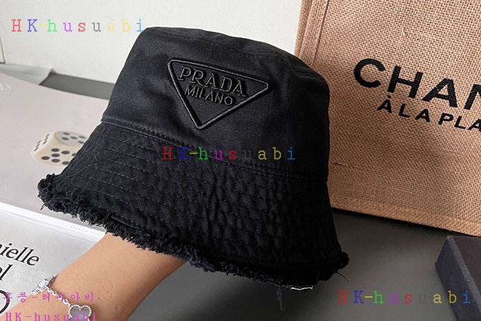 NEW 프라다 모자 신상 P 525520