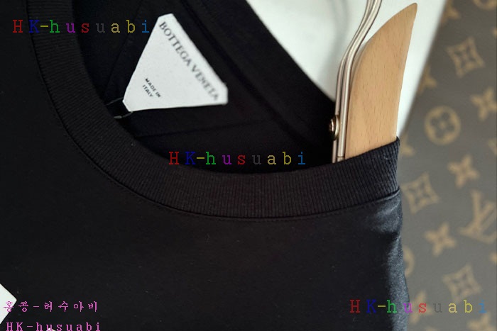 NEW 보테가베네타 반팔티 신상 BV 527005
