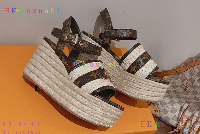 NEW 루이비통 샌들 신상 LV 7240011