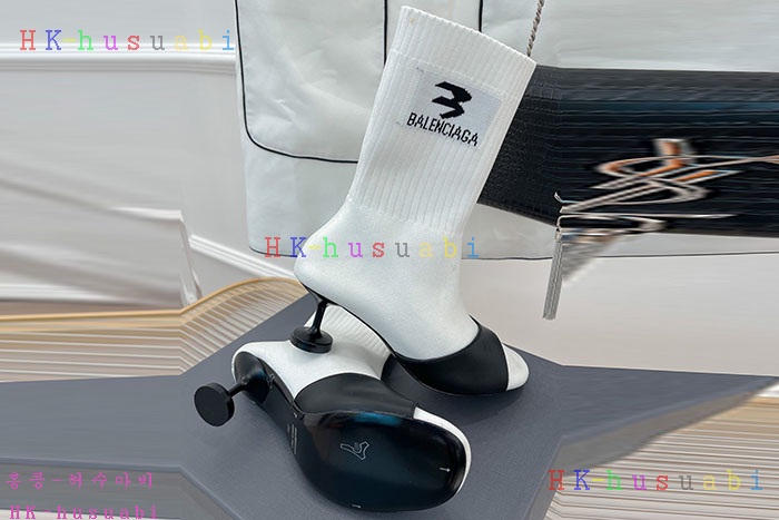 NEW 발렌시아가 신발 신상 B625006