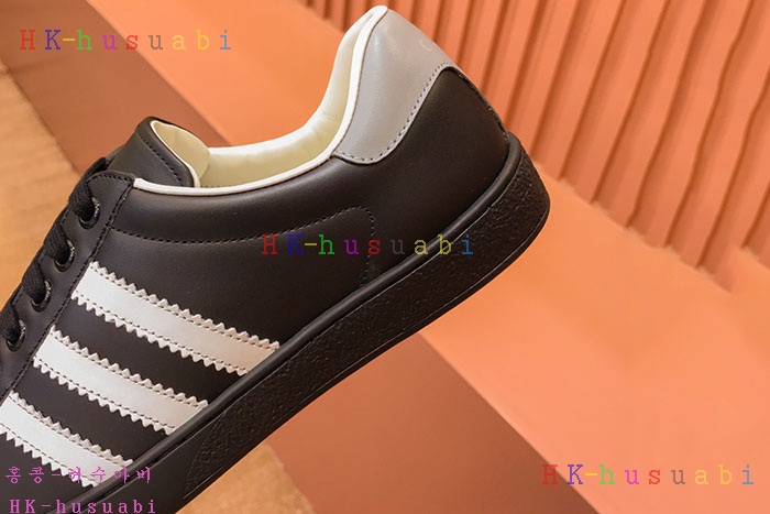 NEW 구찌 스니커즈 신상 GU 552420