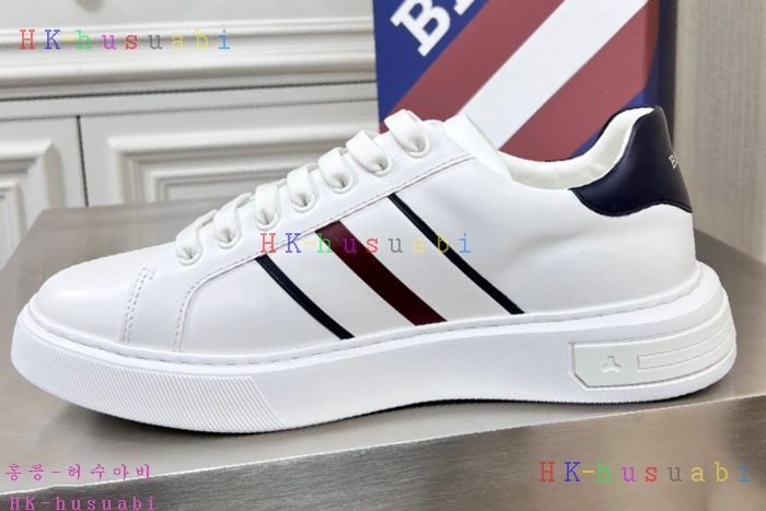 NEW 발리 스니커즈 신상 B 92404
