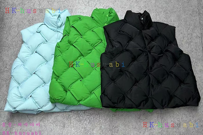 NEW 보테가베네타 패딩조끼 신상 BV 825011