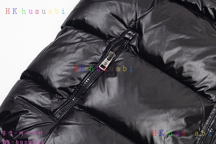 NEW 몽클레어 패딩조끼 신상 M 4270111