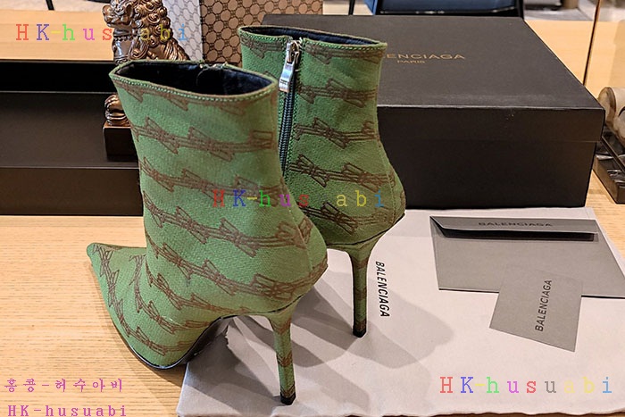 NEW 발렌시아가 신발 신상 B 72239902