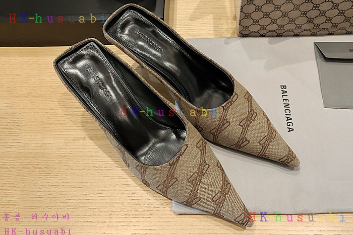 NEW 발렌시아가 신발 신상 B 72233881