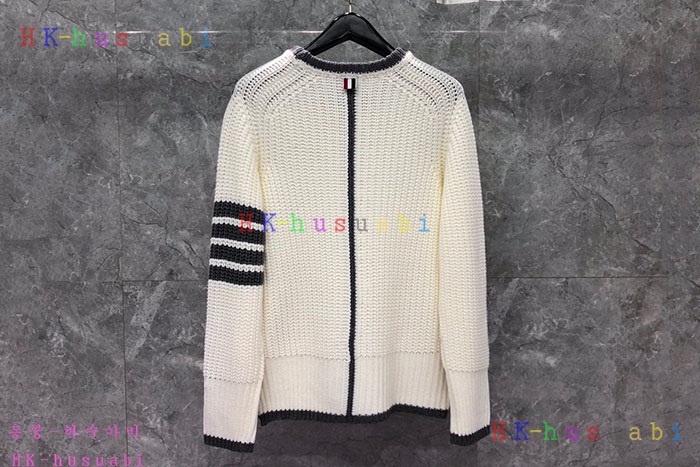 NEW 톰브라운 니트 신상 TB 965626