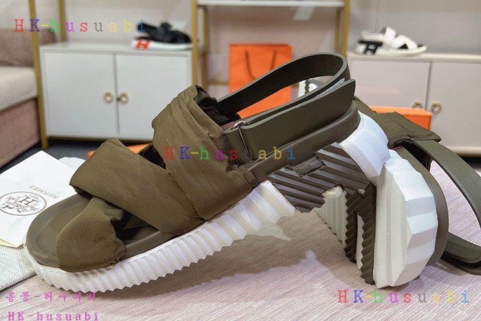 NEW 에르메스 샌들 신상 H 953773