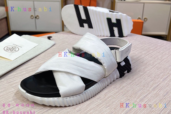 NEW 에르메스 샌들 신상 H 953775