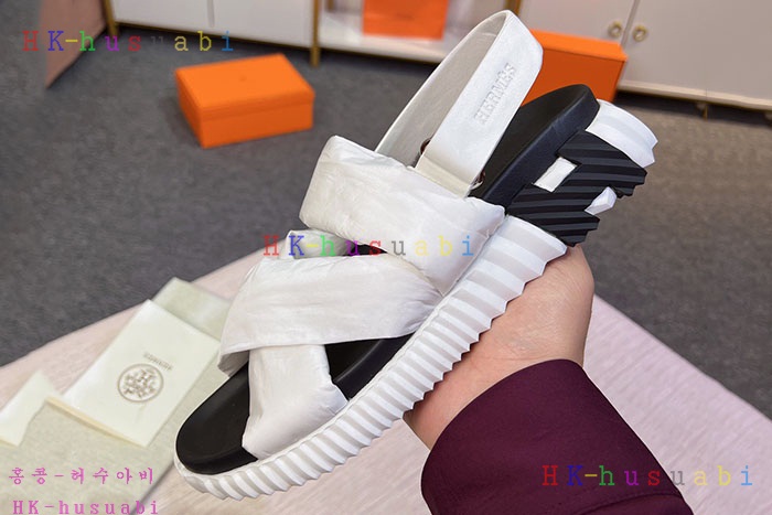 NEW 에르메스 샌들 신상 H 953775